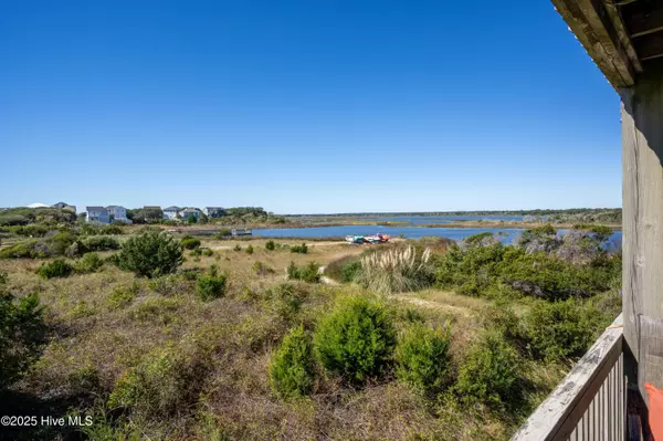 North Topsail Beach, NC 28460,113 Summer Place DR