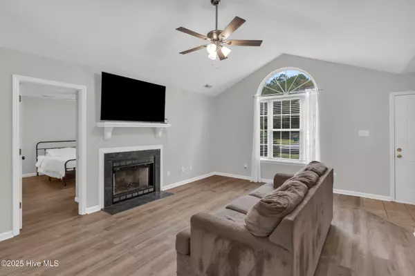 Jacksonville, NC 28546,319 Palamino TRL