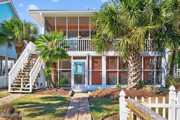 Holden Beach, NC 28462,124 Dolphin DR
