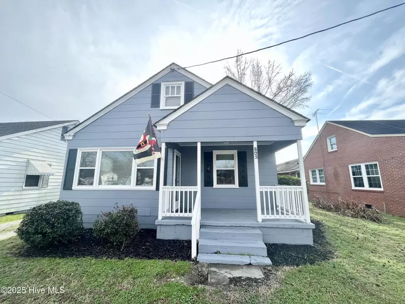 803 W Elizabeth ST, Elizabeth City, NC 27909