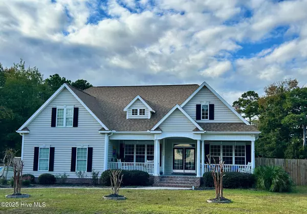 100 Lindy CT, Hampstead, NC 28443