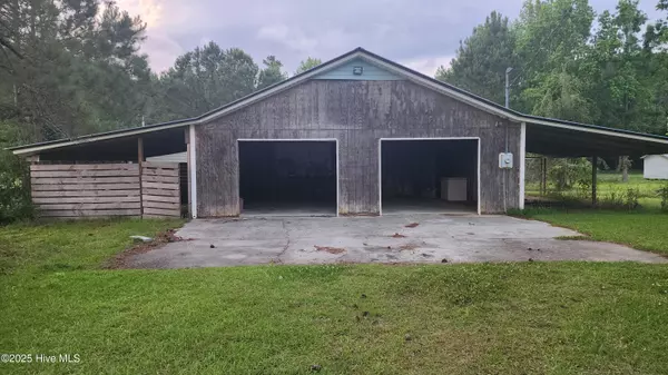 Loris, SC 29569,2720 Loop RD