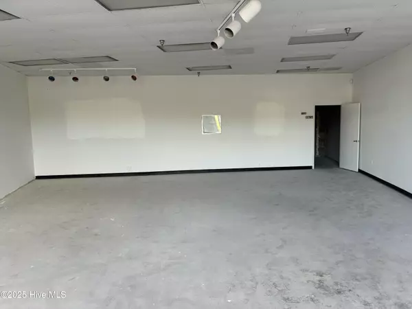 1855 W Ehringhaus ST, Elizabeth Cty, NC 27909