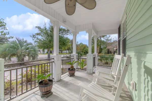 Oak Island, NC 28465,301 NE 51st ST