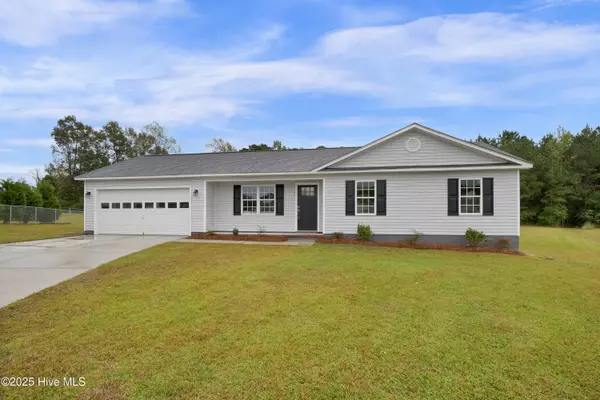 Maysville, NC 28555,121 Starkys Creek CT