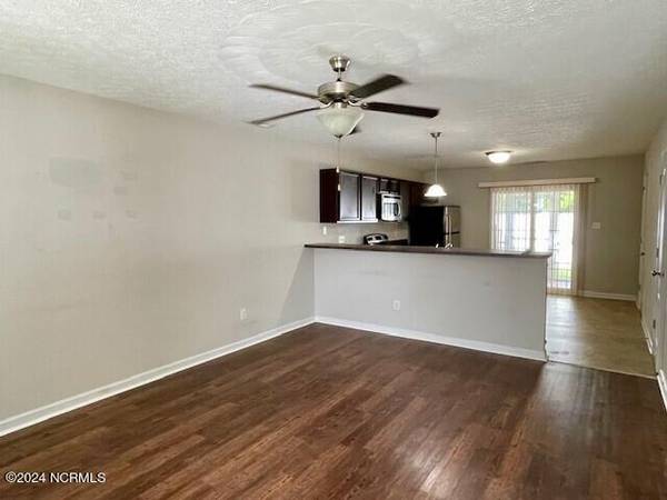 Jacksonville, NC 28546,429 Falls CV