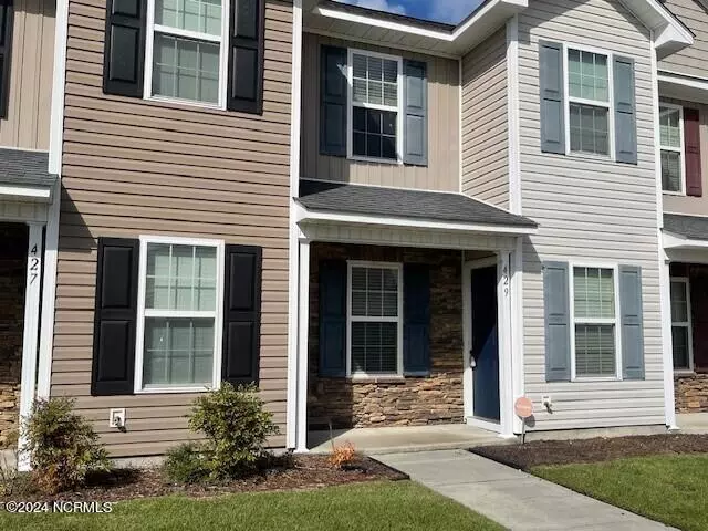 429 Falls CV, Jacksonville, NC 28546