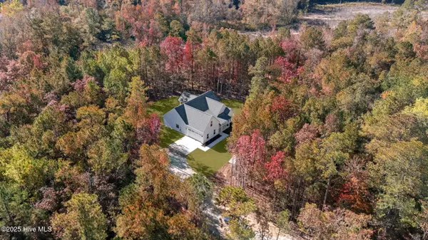 Cameron, NC 28326,178 Grahams Mill LN