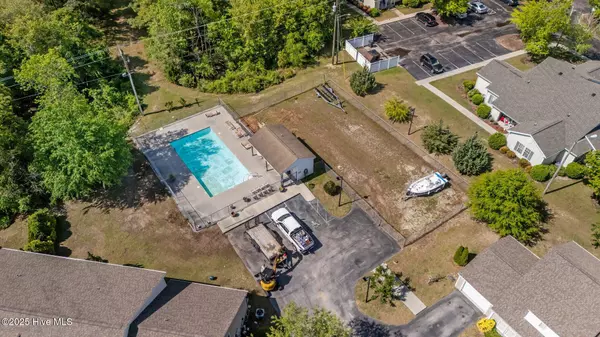 Morehead City, NC 28557,4513 Country Club RD #G101