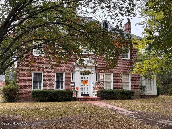 1307 Saint Andrew ST, Tarboro, NC 27886