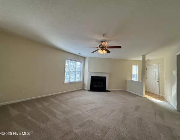 Carolina Beach, NC 28428,633 Spencer Farlow DR #13