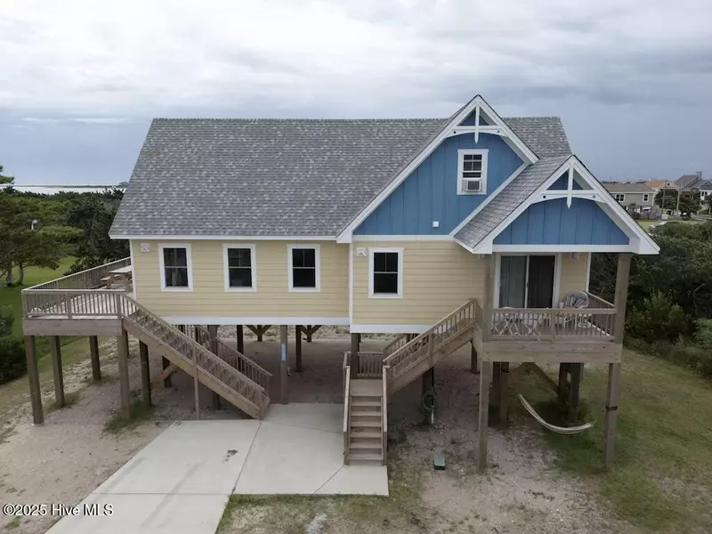 57169 Pricilla Curve RD, Hatteras Island, NC 27943