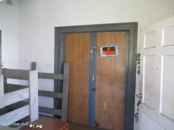 Kinston, NC 28501,113 E Bright ST