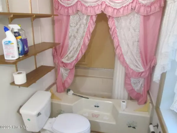 Supply, NC 28462,2075 Gum ST SW