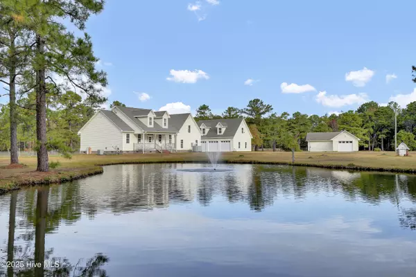 162 Griffith RD, Hampstead, NC 28443