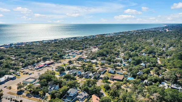 Oak Island, NC 28465,412 Womble ST