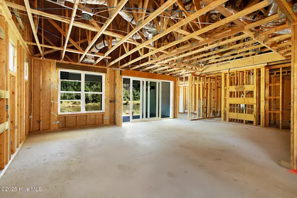 Beaufort, NC 28516,214 Windswept LN