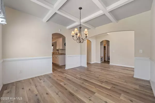 Holly Ridge, NC 28445,309 Plymouth LN