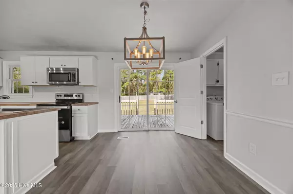 Jacksonville, NC 28540,196 Summersill School RD