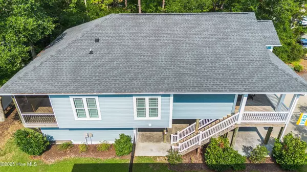 Oak Island, NC 28465,305 E Yacht DR