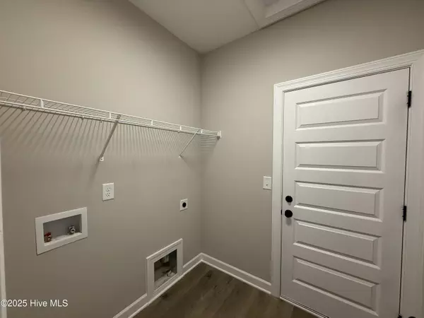 Selma, NC 27576,88 Tee DR