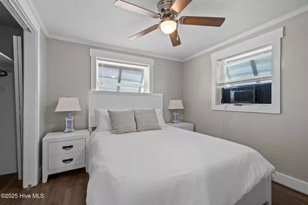 Morehead City, NC 28557,501 Bridges ST #D