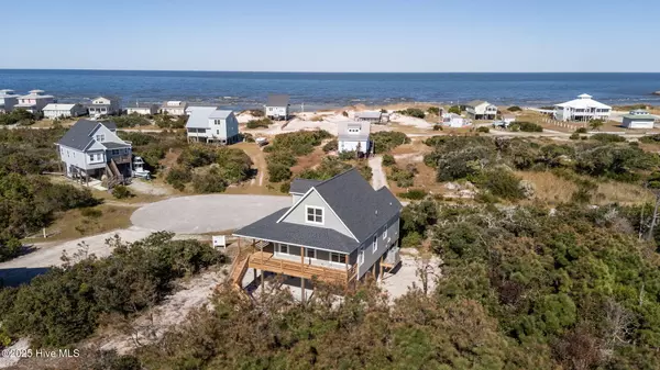 Cedar Island, NC 28520,111 Sandy Landing RD