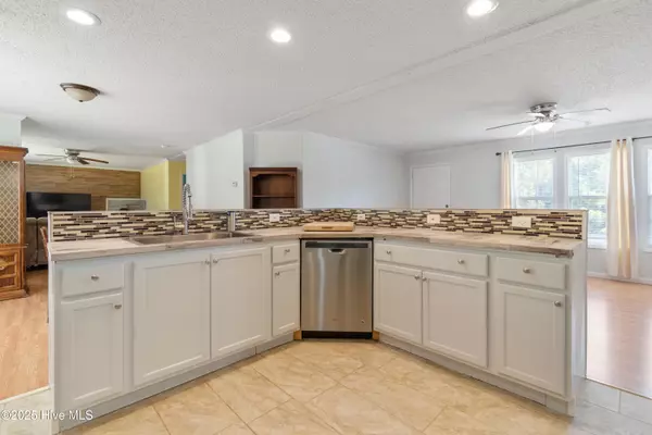 Jacksonville, NC 28546,801 Maynard BLVD