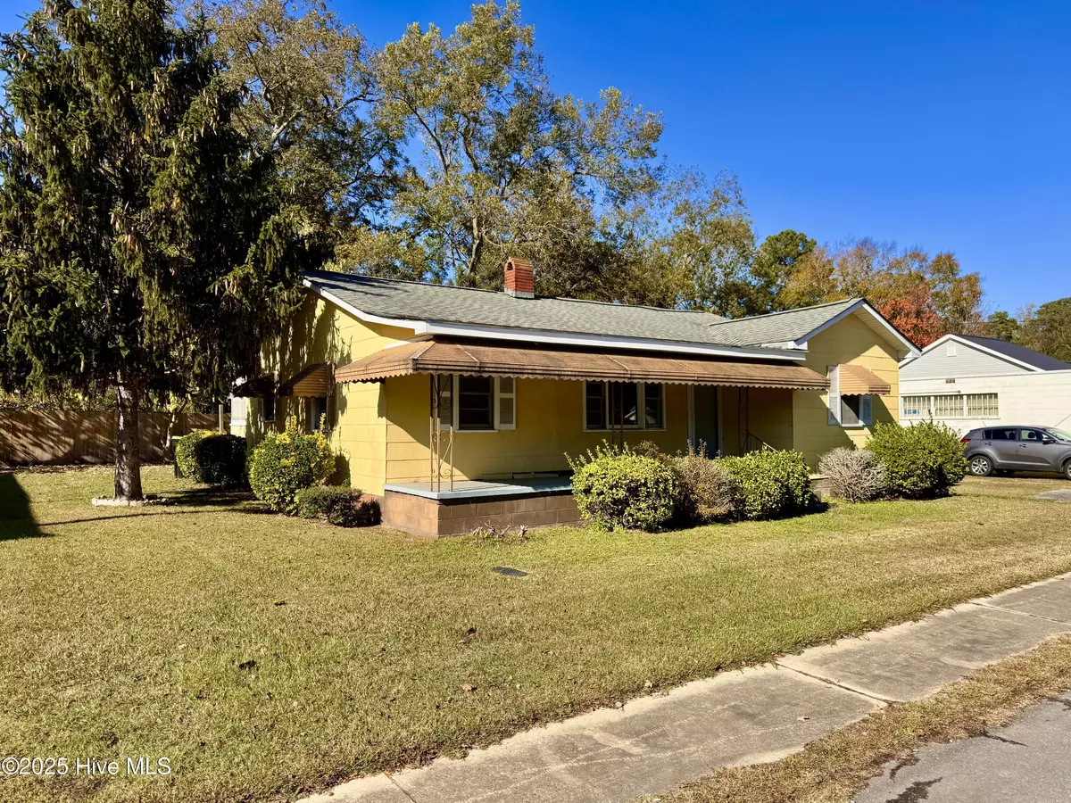 Hamilton, NC 27840,102 E Main ST