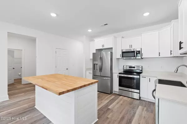 Shallotte, NC 28470,196 Wildwood ST NW