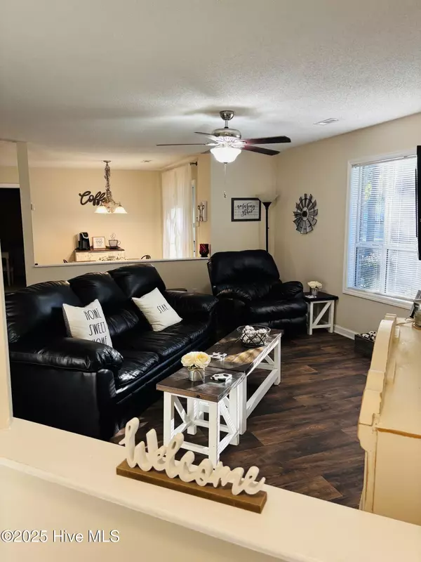 Greenville, NC 27858,108 Breezewood DR #B