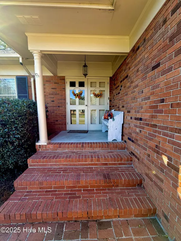 Kinston, NC 28504,1602 Saint Andrews PL