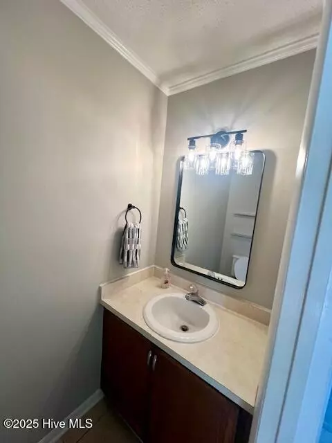 Swansboro, NC 28584,2 Port West CT #C