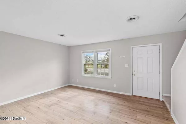 Swansboro, NC 28584,2 Port West CT #C