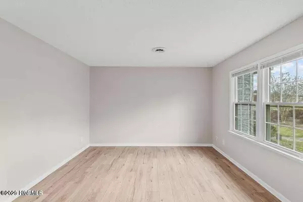 Swansboro, NC 28584,2 Port West CT #C