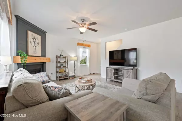 Leland, NC 28451,922 Keekle LN SE