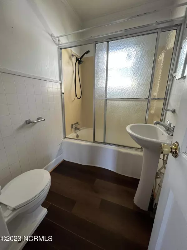 Elizabeth City, NC 27909,1011 Maple ST