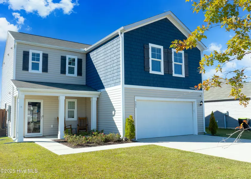 209 Sunshine DR, Holly Ridge, NC 28445