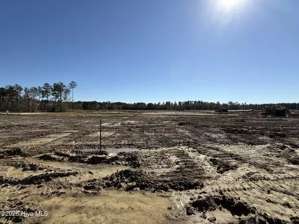 New Bern, NC 28562,4029 Bluewater BLVD