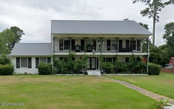 1907 Essex ST, Kinston, NC 28504