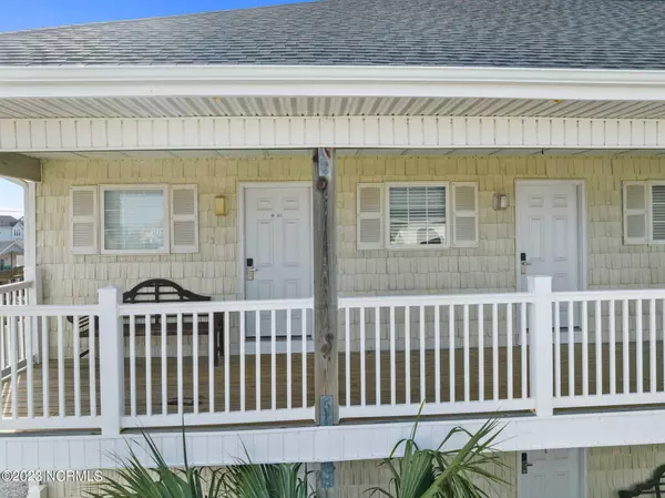 Surf City, NC 28445,1501 N New River DR #201