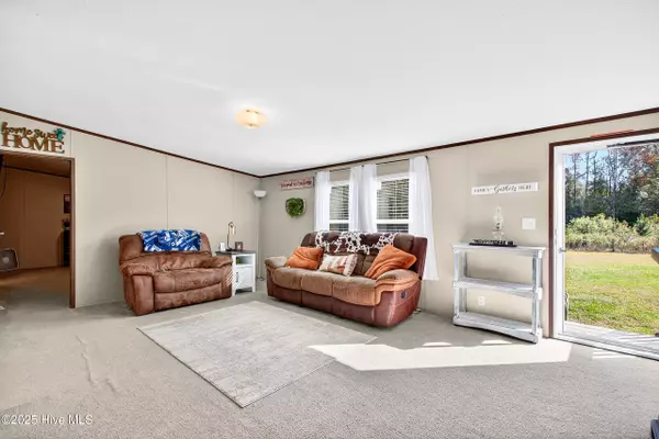 Jacksonville, NC 28540,1904 Blue Creek RD