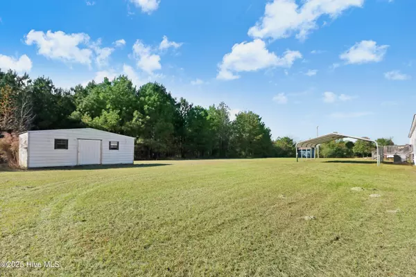 Pikeville, NC 27863,230 Fox Run DR