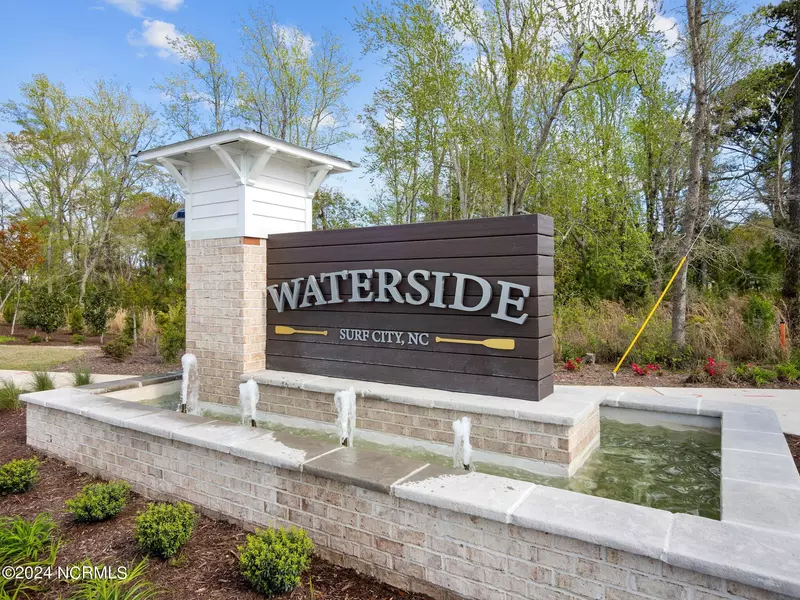 2098 Course LN, Surf City, NC 28445