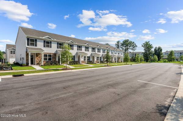 New Bern, NC 28562,1016 Bayard Wootten WAY