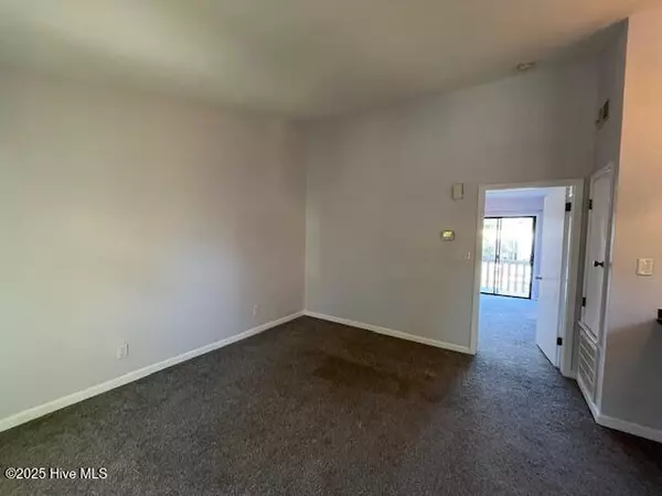 Wilmington, NC 28401,2548 Flint DR