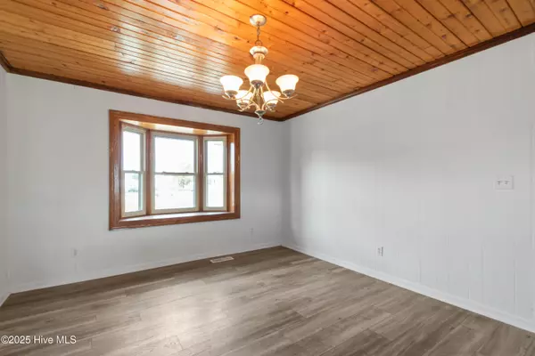 Richlands, NC 28574,170 Cavanaughtown RD