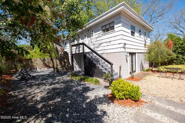 411 George ST #4, New Bern, NC 28560