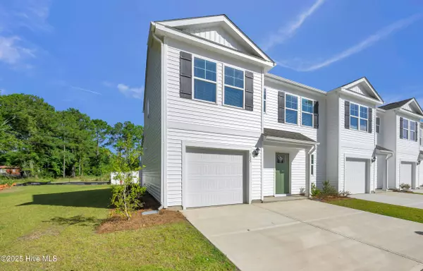 Surf City, NC 28445,125 S Grassland RD