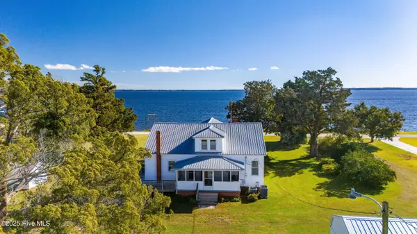 Arapahoe, NC 28510,349 River RD